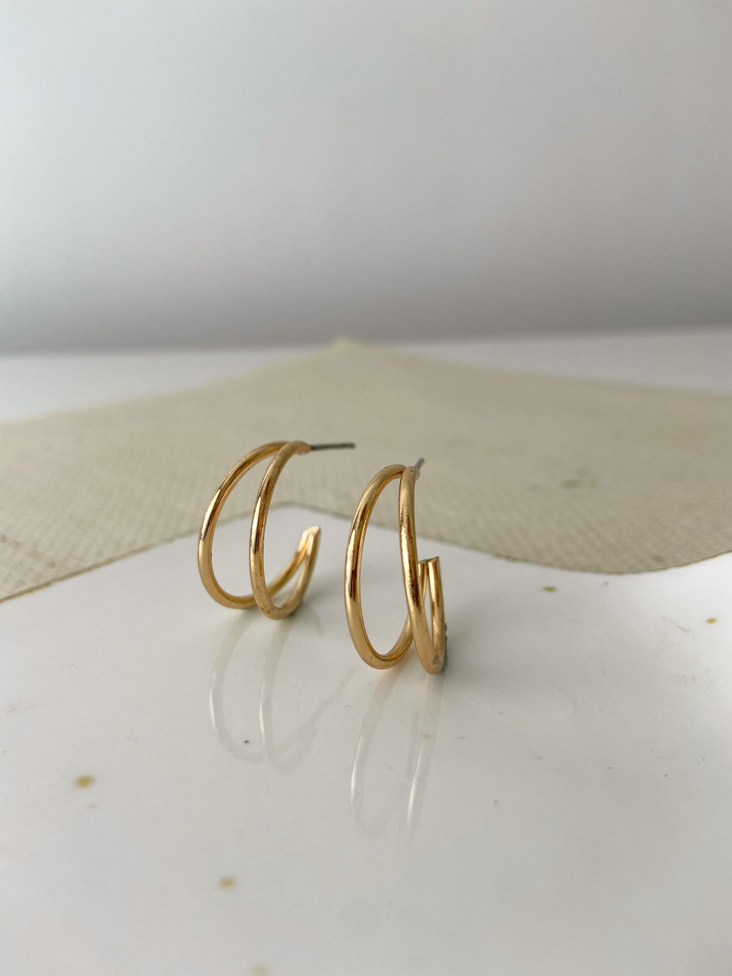 Minimal Double Hoop - Singles Earrings